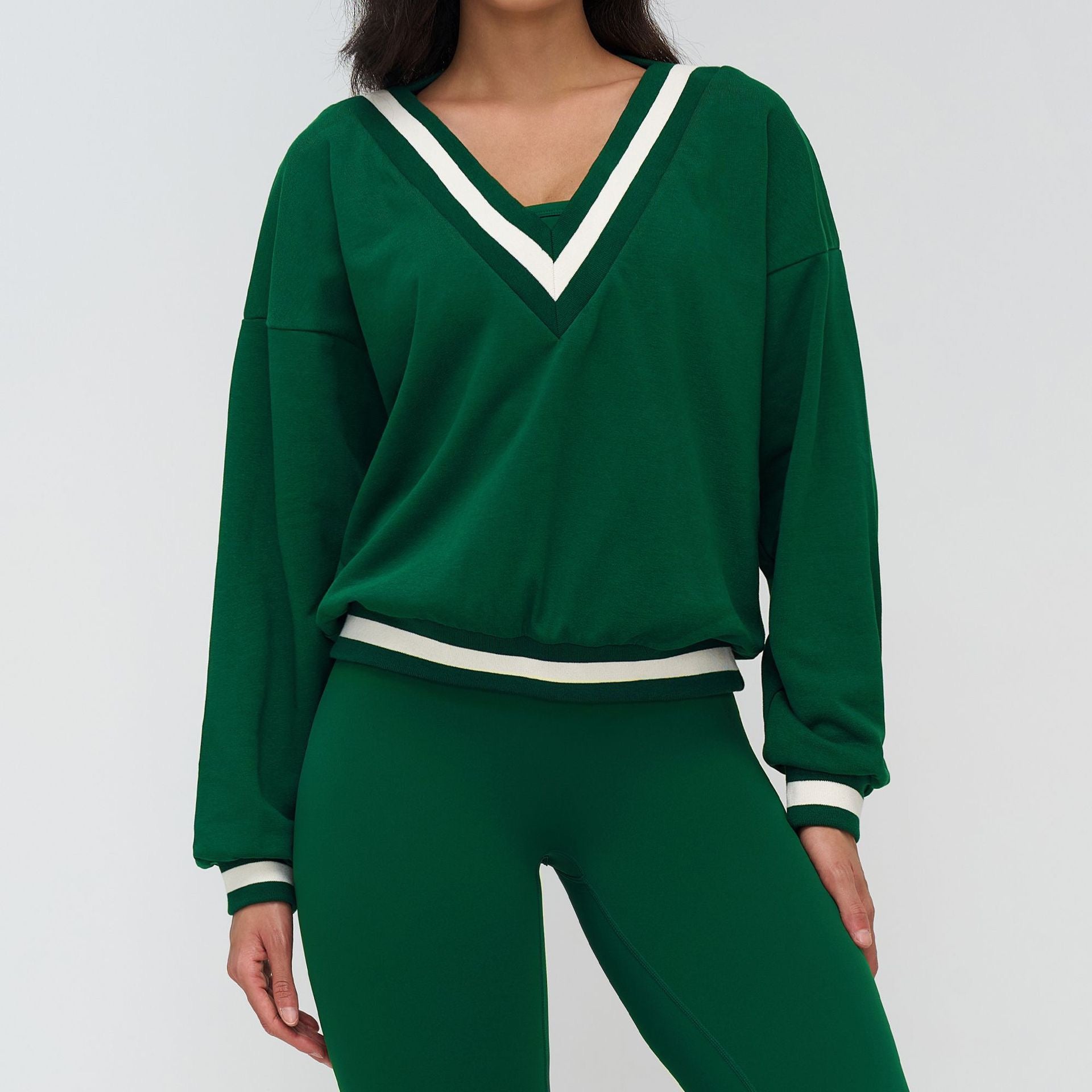 Loose-Fit Long-Sleeve Sweatshirt