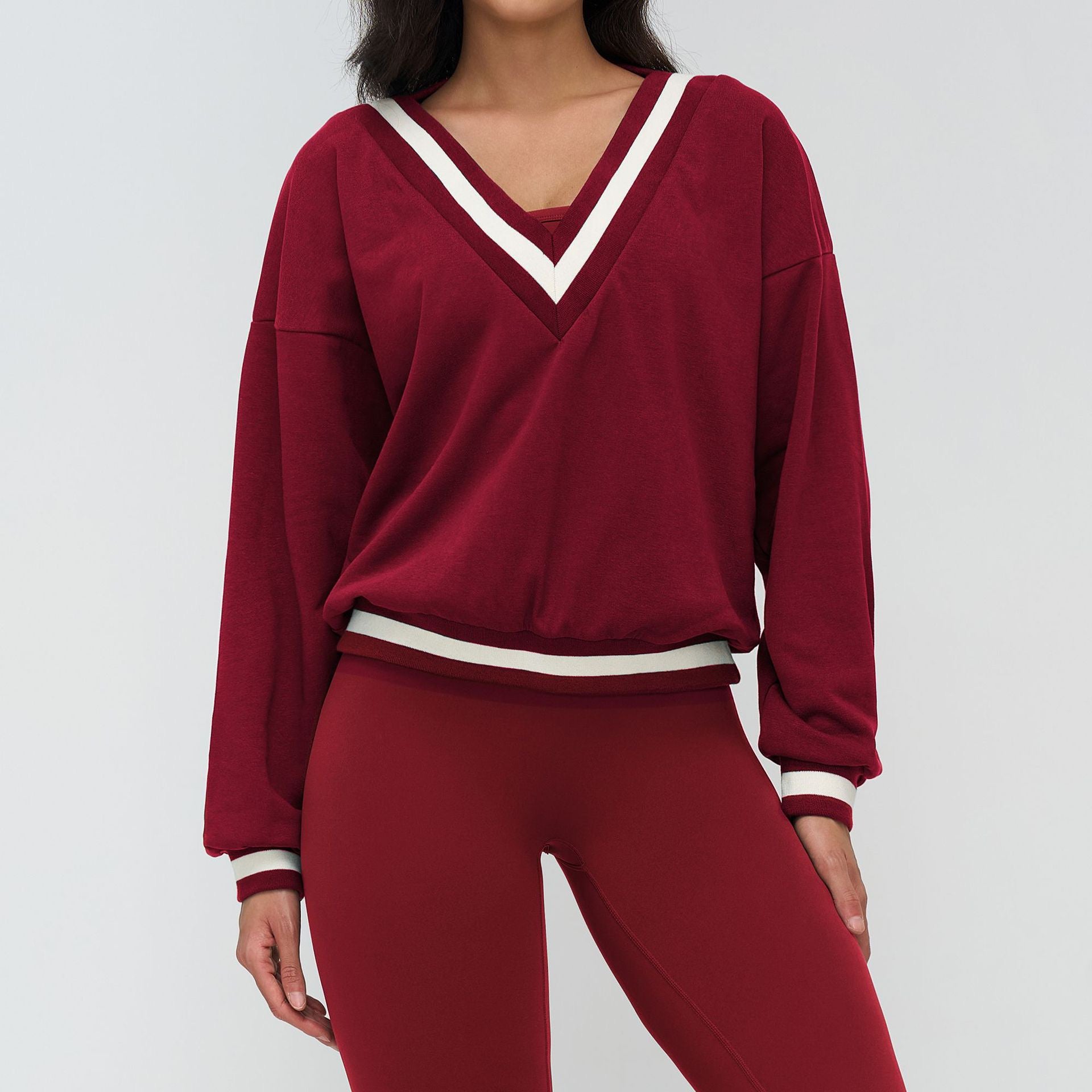 Loose-Fit Long-Sleeve Sweatshirt