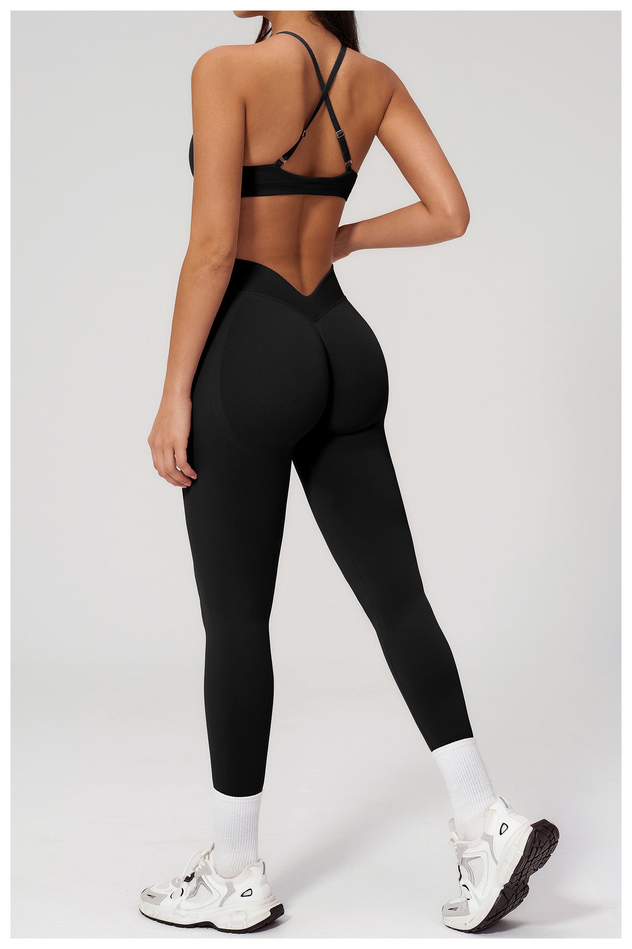 Seamless Sports Set — Asymmetric-Strap Bra & High-Waisted Leggings